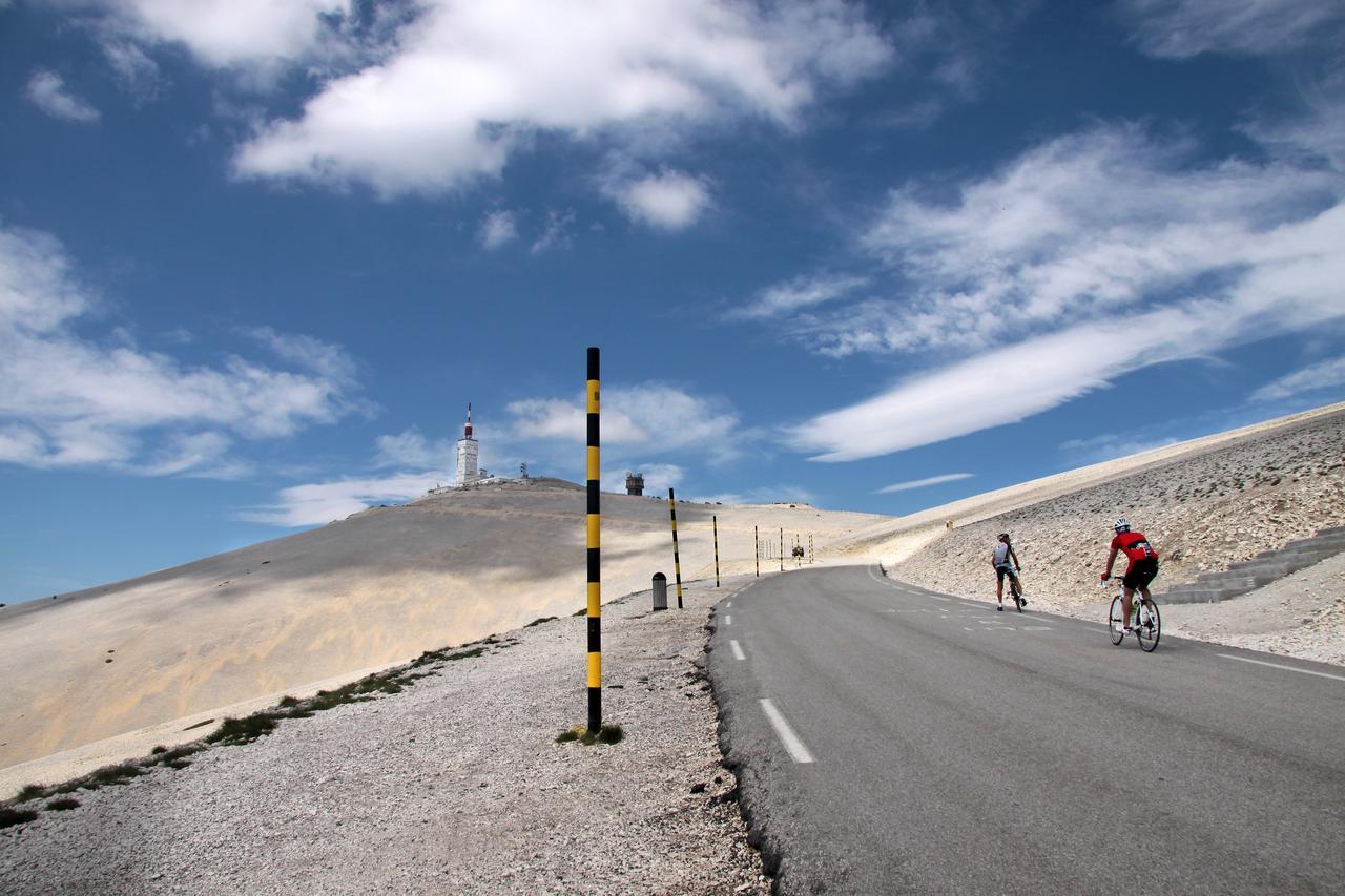 Portail Du Ventoux Central Luxe Jardin Linge Fourni Malaucène Dış mekan fotoğraf